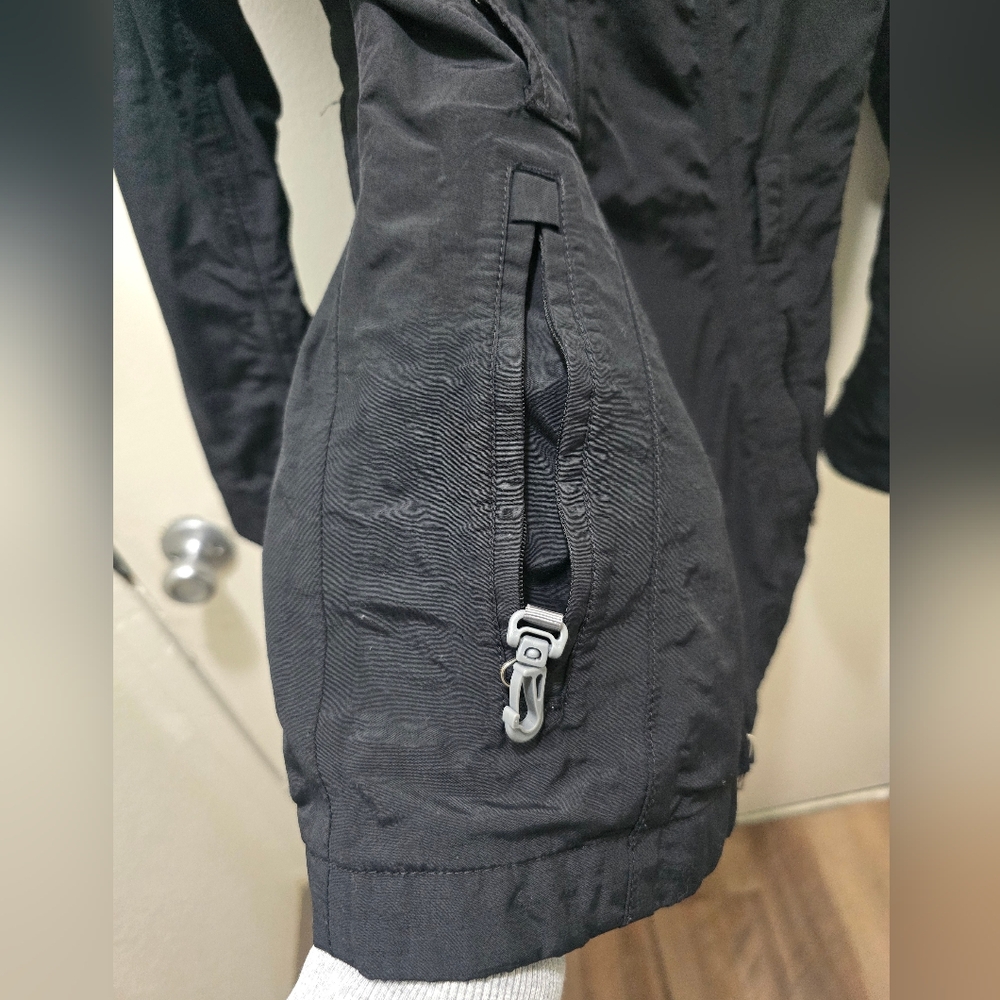 The North Face Black Women's Jacket - Picture 5 of 16
